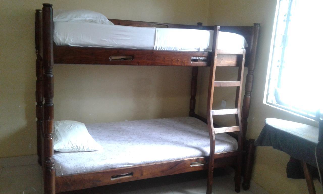 Jj & Je Family House Hostel Νταρ ες Σαλάμ Εξωτερικό φωτογραφία