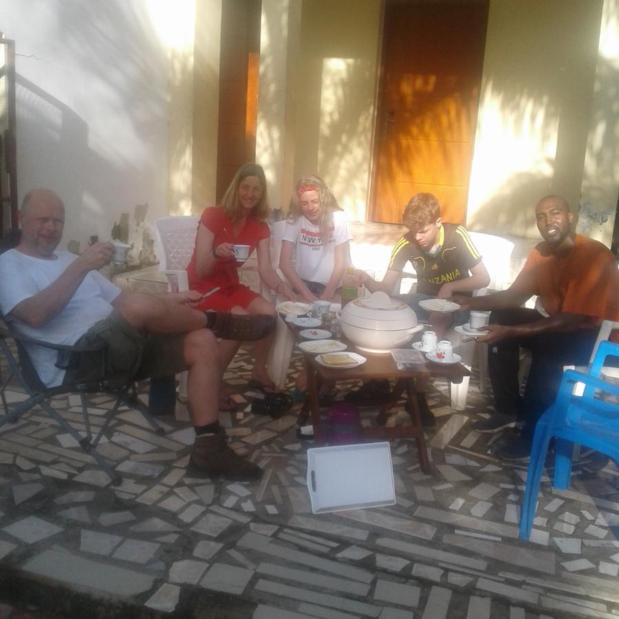 Jj & Je Family House Hostel Νταρ ες Σαλάμ Εξωτερικό φωτογραφία
